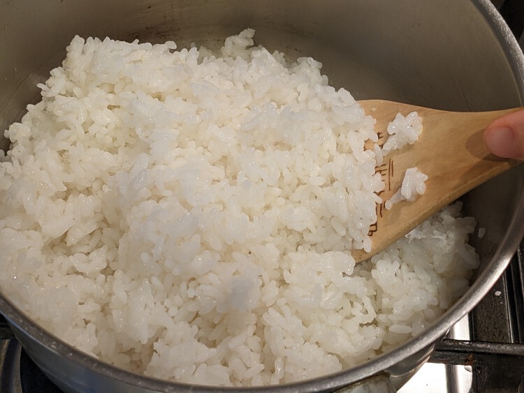 Gohan - Laver et cuire le riz japonais comme un pro + 3 façons simples de  le manger (recette authentique)