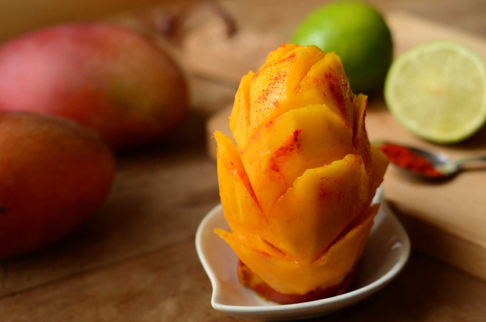 Mango con chile y limon